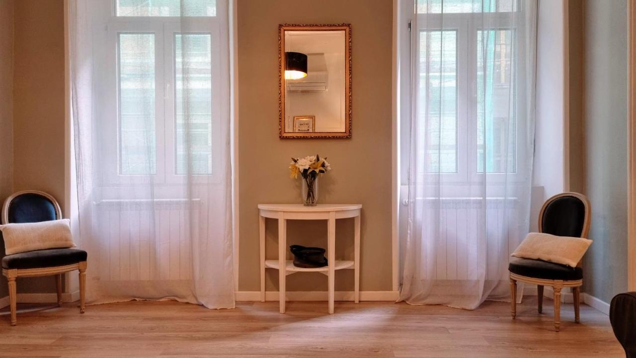 شقة La Casa Dei Leoni ترييستي المظهر الخارجي الصورة